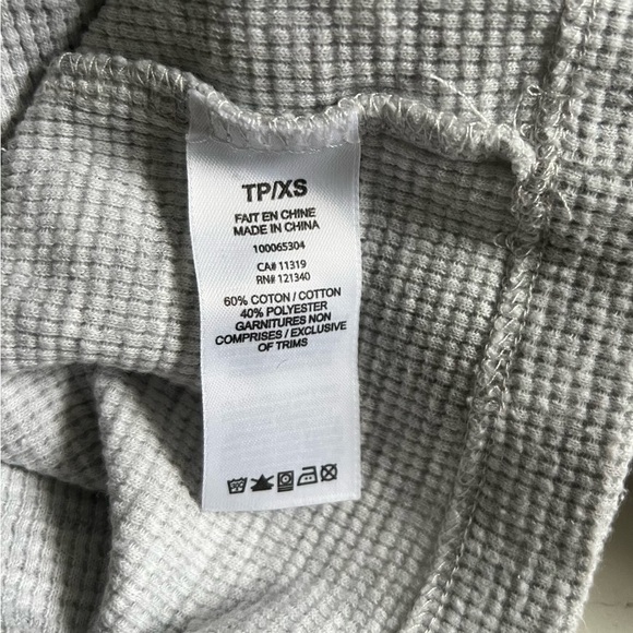 Dynamite Gray Ribbed Crop Top - Picture 4 of 4